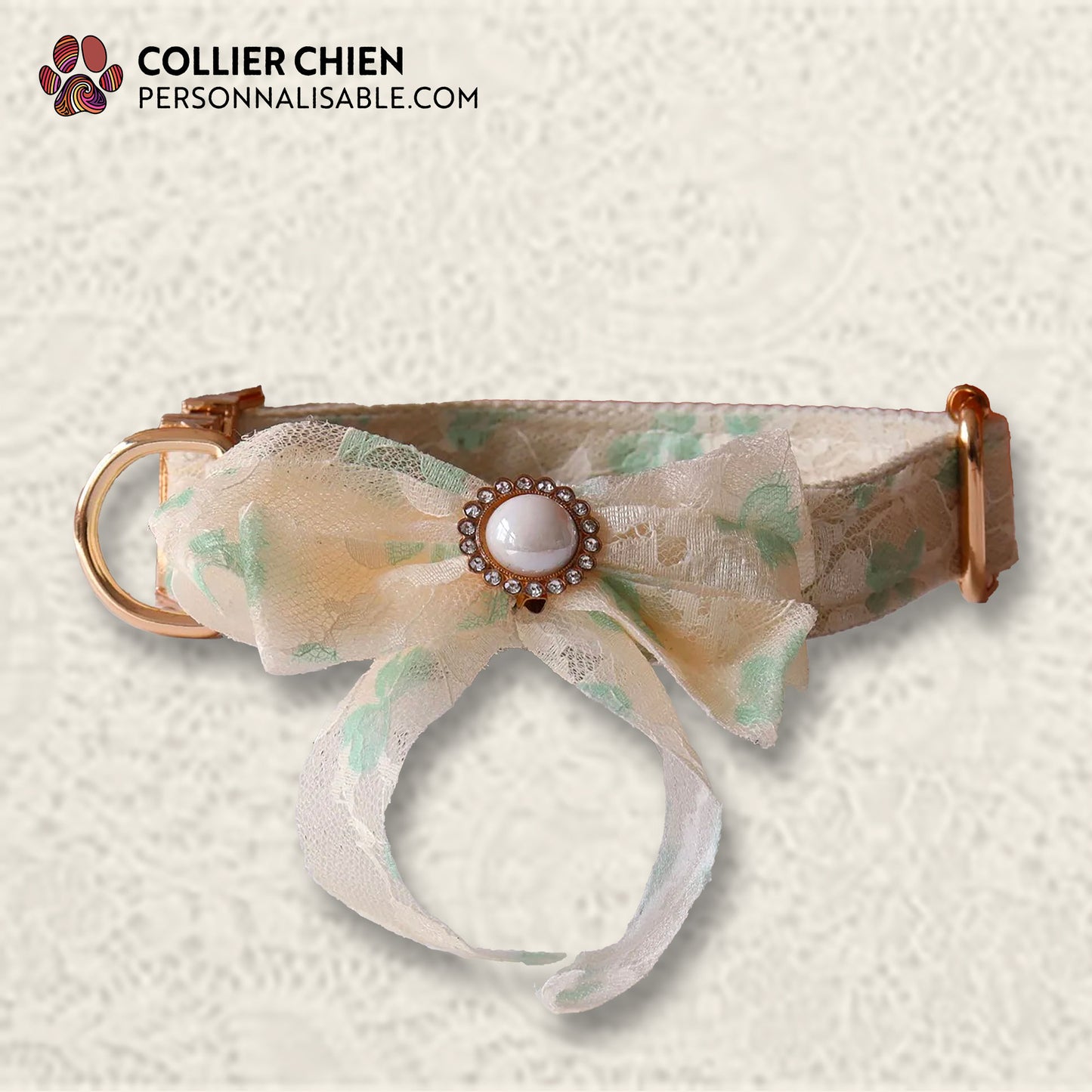 DÉSINVOLTE - Collier en dentelle