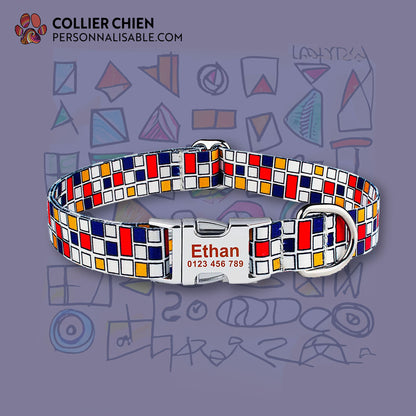 GÉOMÉTRIE - Collier à motif scolaire