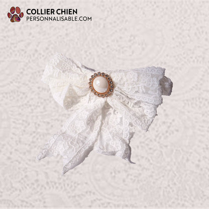 DÉSINVOLTE - Collier en dentelle
